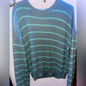 Boutique sweater size small